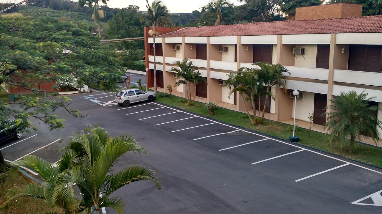 Hotel Lago Azul Louveira Luaran gambar