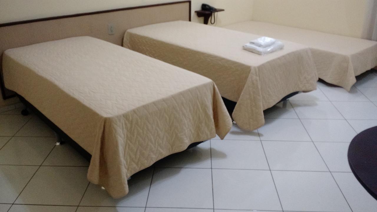Hotel Lago Azul Louveira Luaran gambar