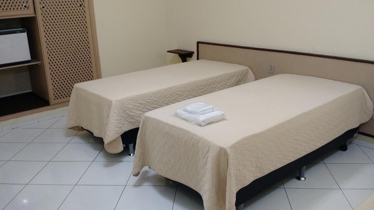 Hotel Lago Azul Louveira Luaran gambar